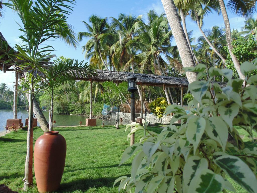 Kodungallūr Ambadis Villas المظهر الخارجي الصورة