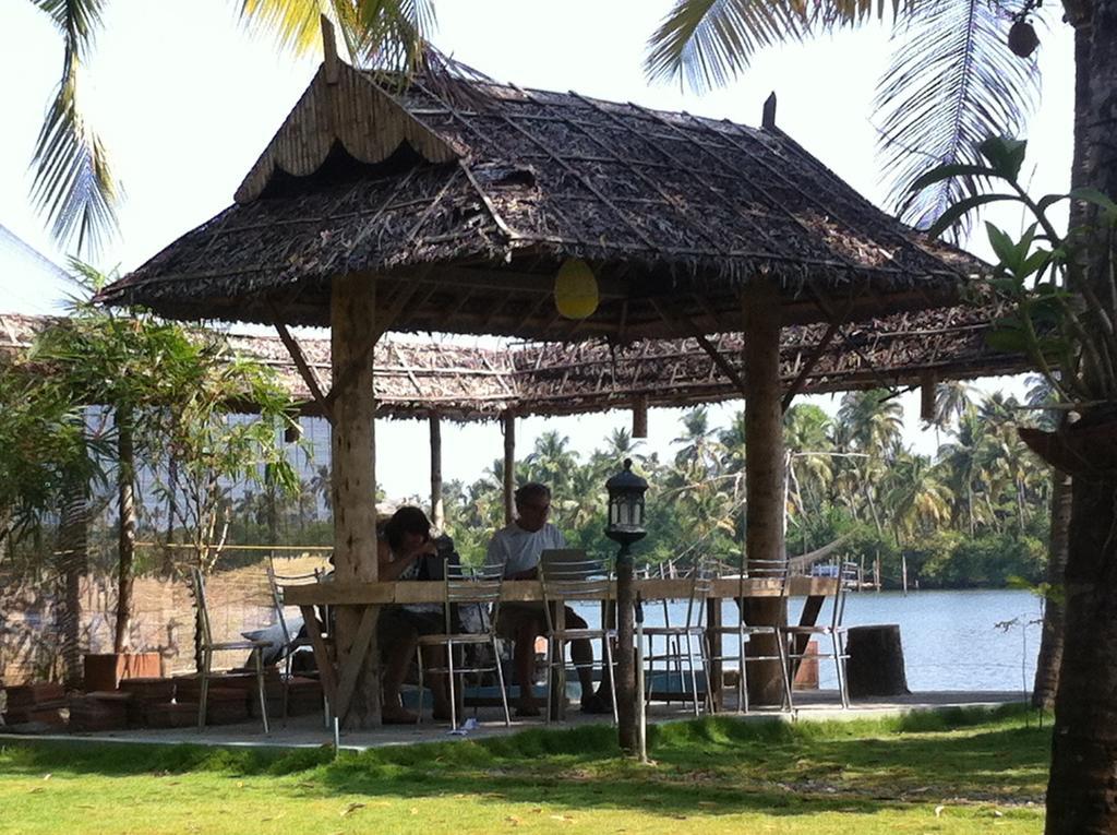 Kodungallūr Ambadis Villas المظهر الخارجي الصورة